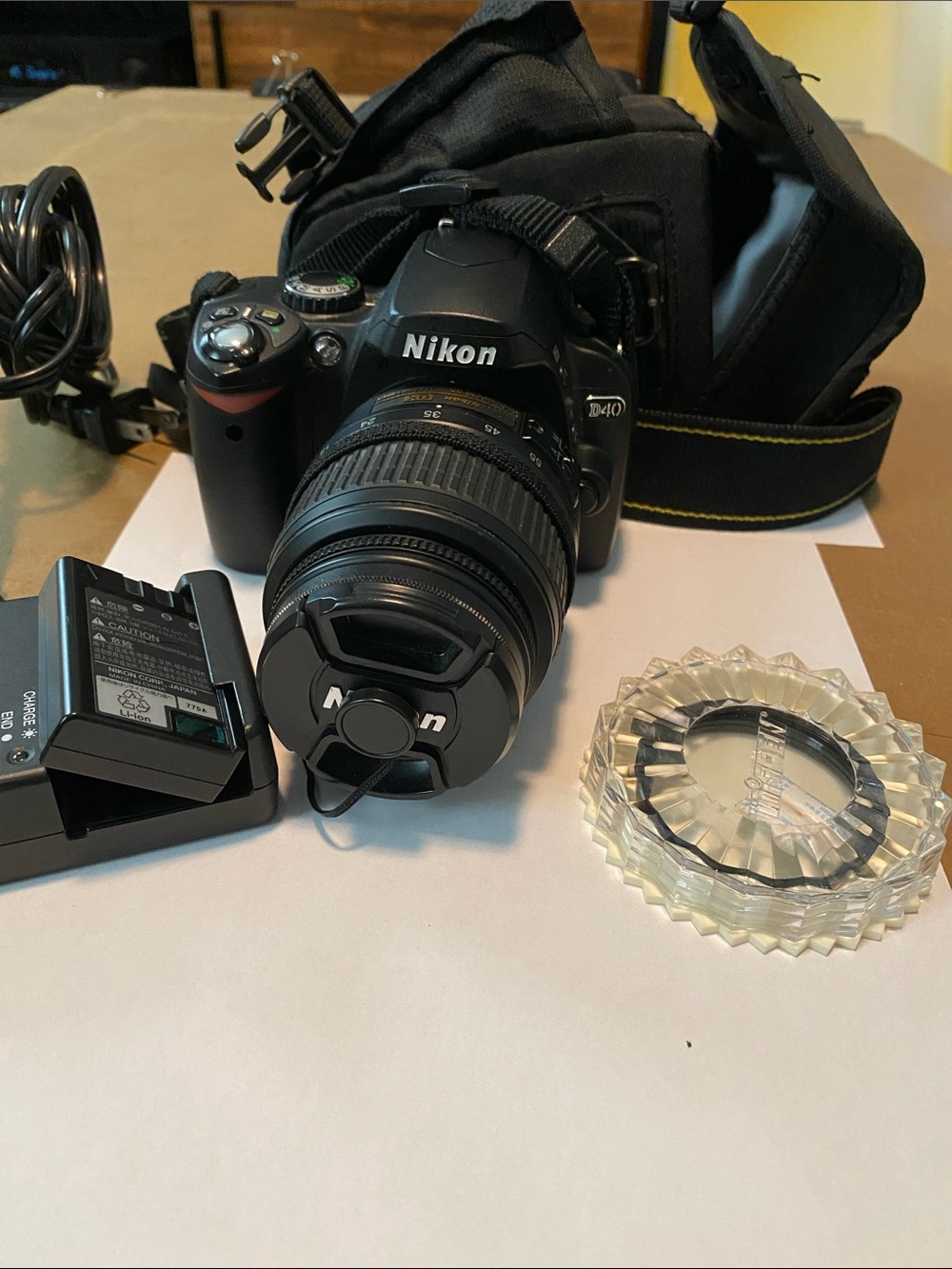 Nikon D40 Compact DSLR in Black with 18-55mm ZoomLens
6 pt 2mm STAR lensfilter